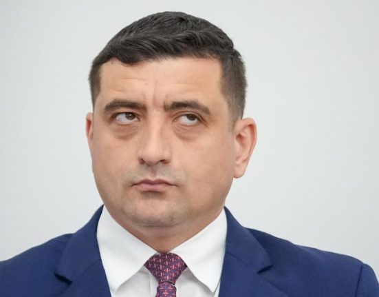 George Simion candideaza singur pentru AUR la Alba Iulia