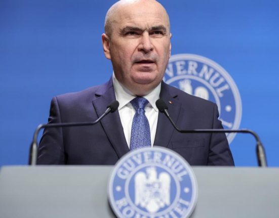 Bolojan Anul acesta nu vor mai creste impozitele Trebuie sa se majoreze varsta de pensionare pentru cei care