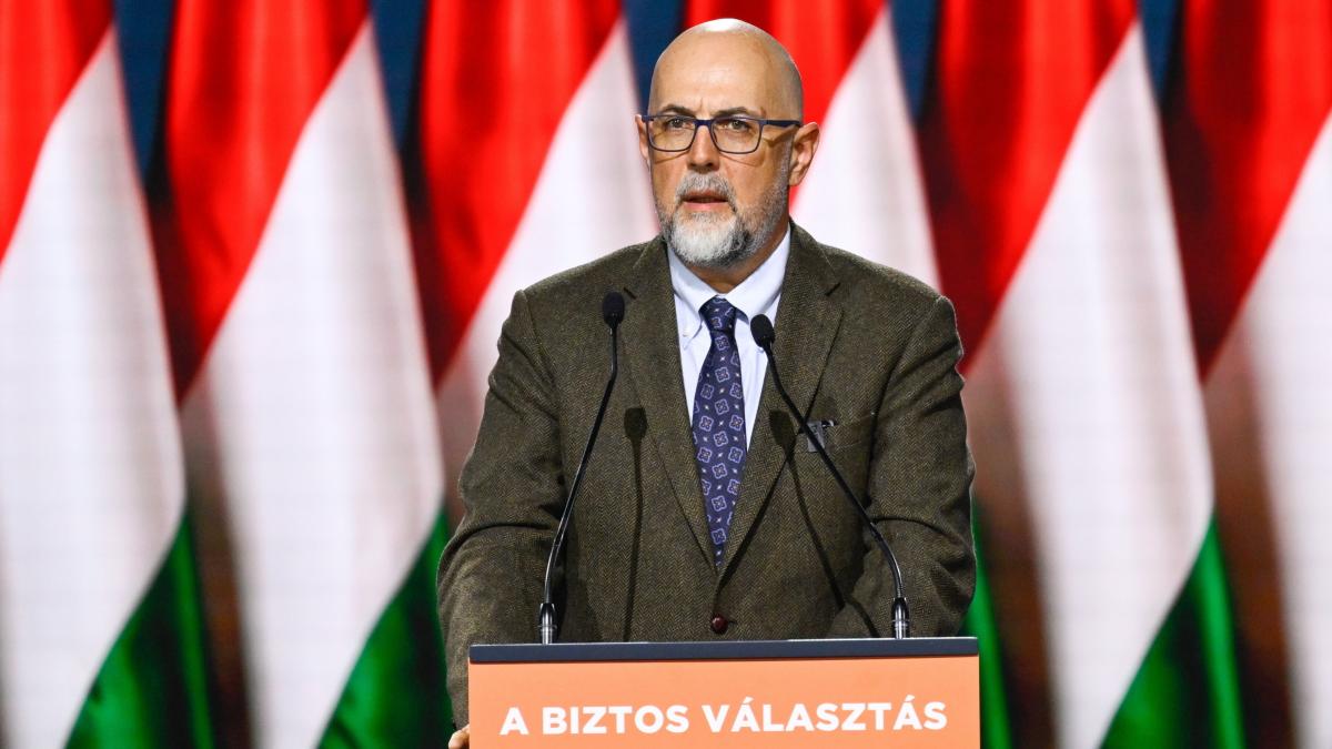 Kelemen Hunor avertizează că România riscă să devină irelevantă: „Plângerea pentru vechea ordine şi... 1 Kelemen Hunor avertizeaza ca Romania risca sa devina irelevanta Plangerea pentru vechea ordine si