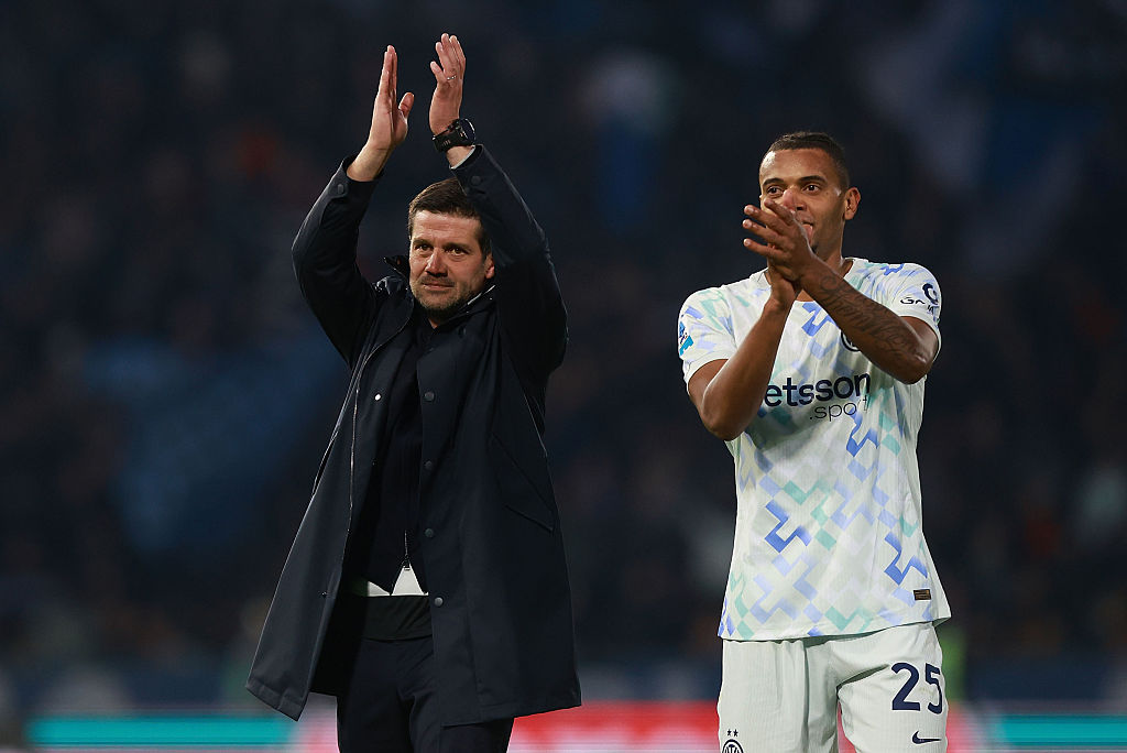 Omul lui Guardiola l a convins pe Cristi Chivu Inter va activa clauza de transfer definitiv pentru Manuel Akanji