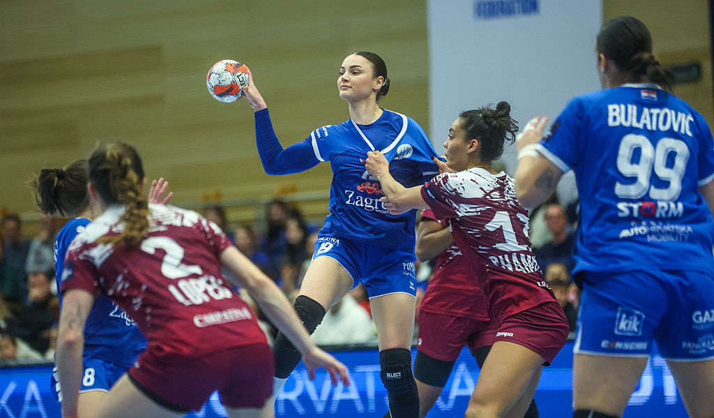 Rapid face o mutare importanta pe piata transferurilor Doua staruri internationale se alatura echipei din Giulesti din vara