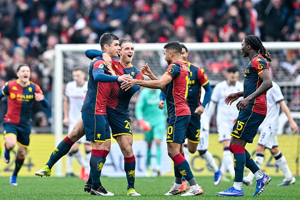 Renastere impresionanta la Genoa Echipa lui Dan Sucu a realizat o revenire incredibila in meciul cu Bologna si isi pastreaza sperantele in lupta pentru salvare