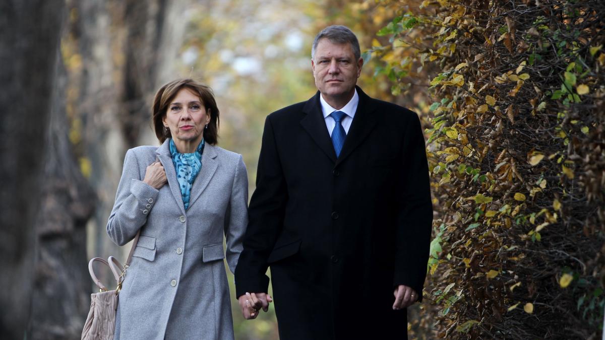 Soții Iohannis și-au plătit datoriile pentru care Primăria Sibiu a trimis somații. 1 Soti Iohannis si au platit datoriile pentru care Primaria Sibiu a trimis somatii