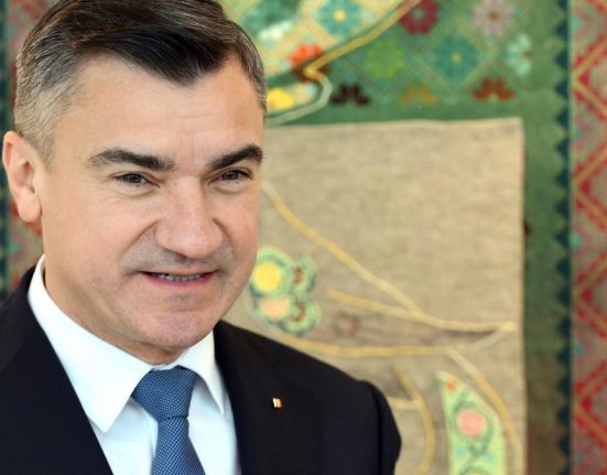 cum intentioneaza primarul din iasi sa realizeze concedierile primul pas angajatii care sau prezentat la serviciu sub influenta alcoolului