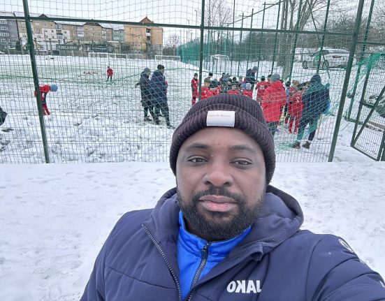 impresar fals in fotbalul romanesc tegbo best acuzat ca exploateaza jucatori africani prin contracte abuzive si clauze ilegale