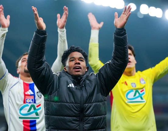 spectacol total la metz endrick a realizat primul hattrick in ligue 1 iar lyon isi continua drumul spre champions league