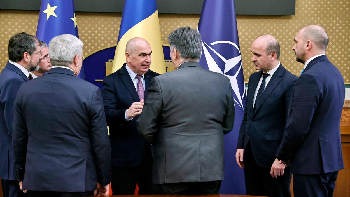 Bolojan acuză primarii că au majorat taxele mult peste nivelul minim și „acum vor să le reducă,...” 1 Bolojan acuza primarii ca au majorat taxele mult peste nivelul minim si acum vor sa le reduca