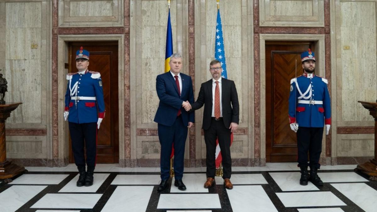 Catalin Predoiu intalnire de lucru cu reprezentantul afacerilor al SUA Statele Unite sunt