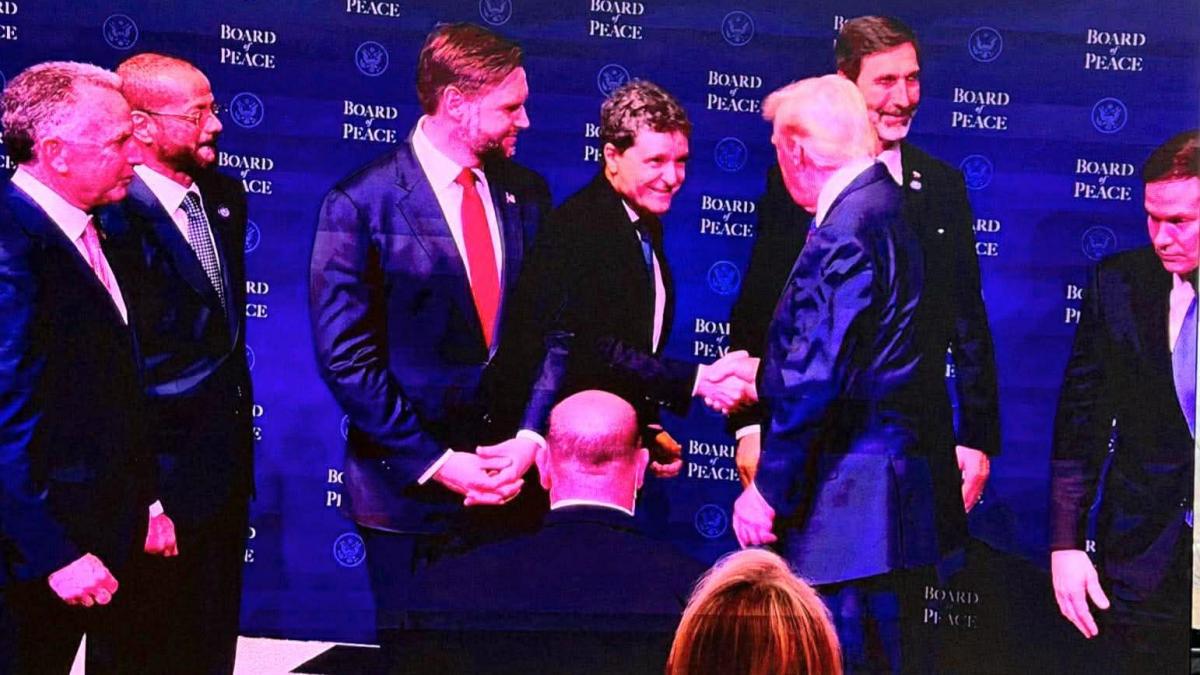 Ce ar putea castiga Romania dupa Consiliul Pacii Hurezeanu Dan i ar putea solicita lui Trump mentinerea
