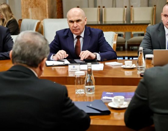 Centrala pe gaze de la Mintia criticata pentru inchiderea centralelor pe carbune isi incepe productia