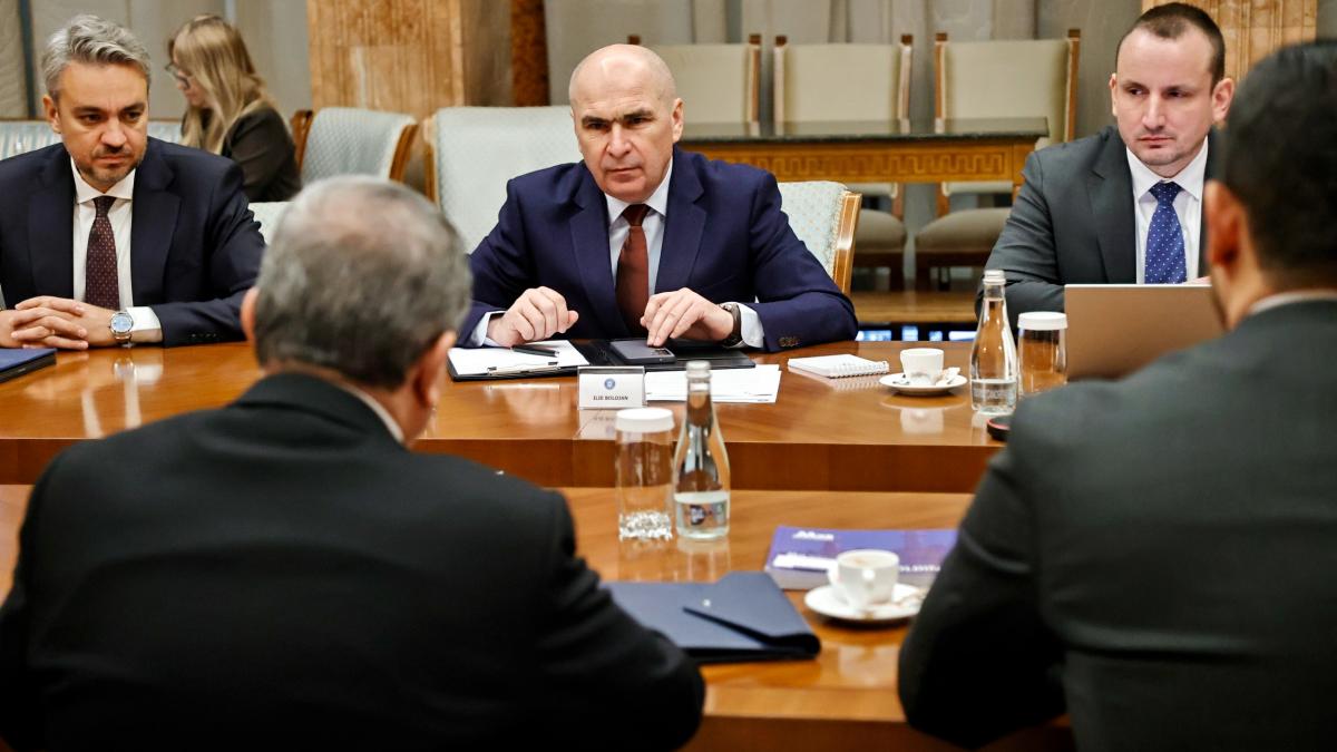 Centrala pe gaze de la Mintia criticata pentru inchiderea centralelor pe carbune isi incepe productia