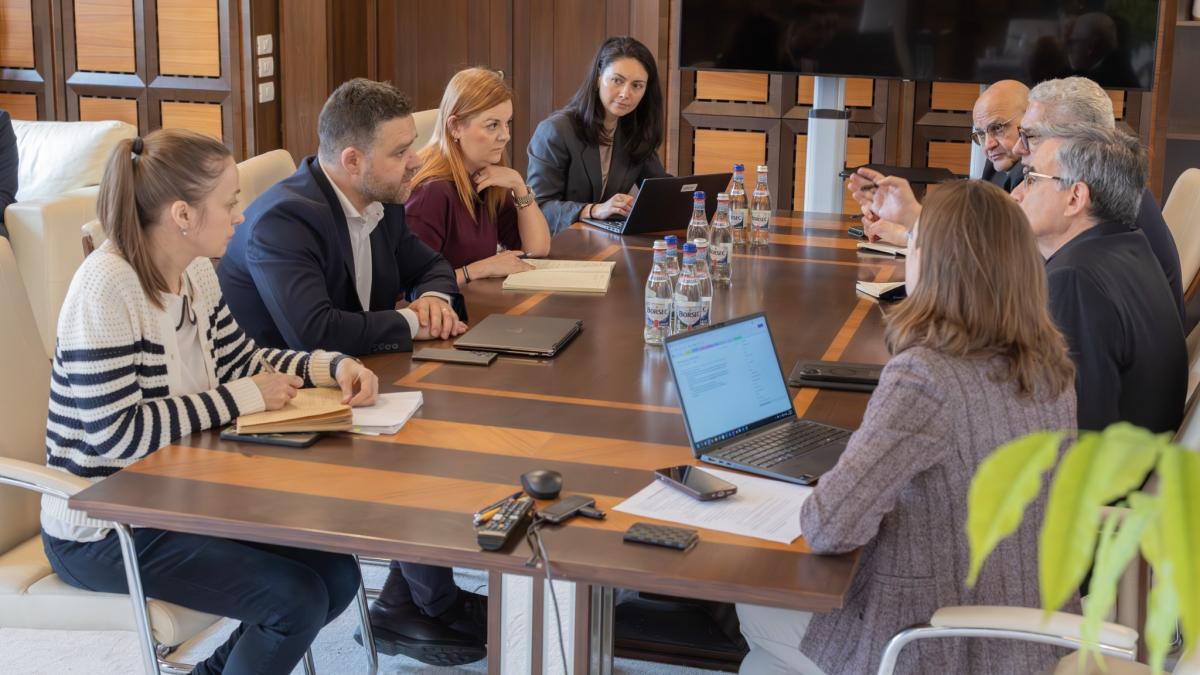 Ciprian Ciucu a avut discutii cu reprezentantii Bancii Mondiale privind solutiile de finantare pentru