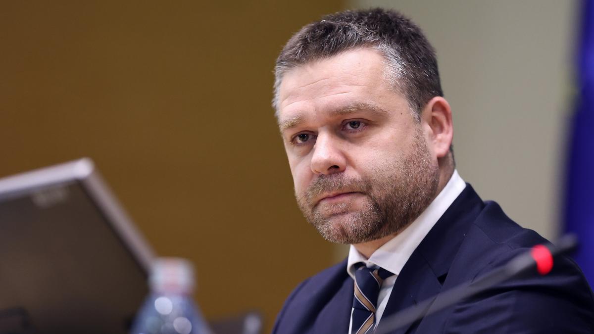 Ciprian Ciucu solicita despartirea de PSD Aceasta separare este esentiala pentru liberali Nu voi