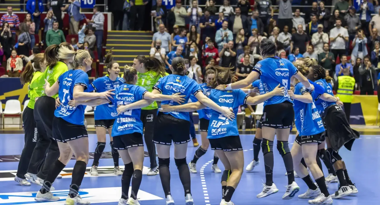 Derby european cu un rezultat surprinzator CSM Bucuresti redevine lider in Liga Florilor
