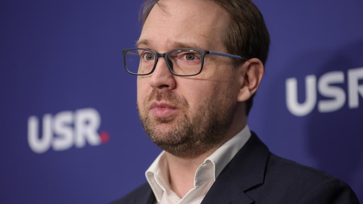 Dominic Fritz pierde procesul cu ANI. Primarul Timișoarei a fost în conflict de interese și riscă... 1 Dominic Fritz pierde procesul cu ANI Primarul Timisaoarei a fost in conflict de interese si risca