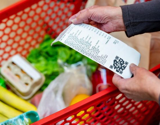 Inflatia va incepe sa scada in lunile iulie august asigura ministrul Finantelor Ar putea ajunge