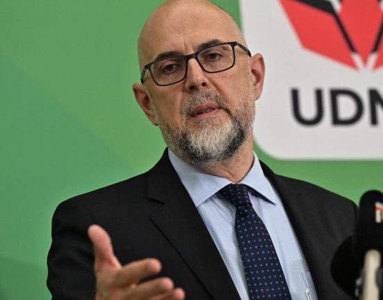 Kelemen Hunor afirma ca Bolojan este un om puternic si ii stabileste un termen limita pentru o guvernare mai