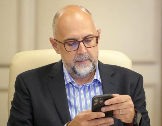 Kelemen Hunor afirma ca in familia sa copiii nu au permisiunea de a folosi retelele sociale pana la 14 ani este necesar