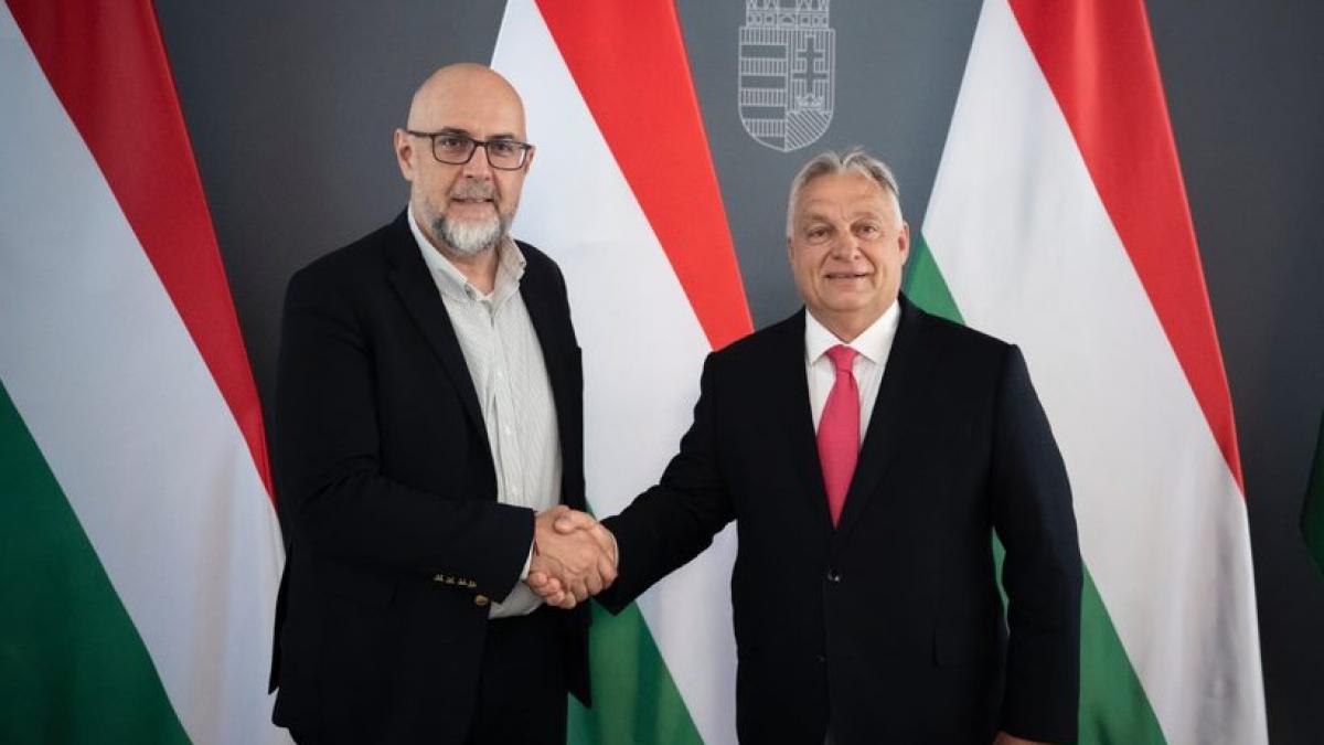Kelemen Hunor declară că îl sprijină pe Viktor Orban în alegeri: 92% dintre maghiarii din România... 1 Kelemen Hunor declara ca il sprijina pe Viktor Orban in alegeri 92 dintre maghiarii din Romania