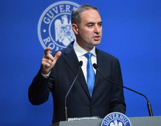 Nazare a prezentat obiectivele Guvernului prin pachetul de relansare economica Trecem de la ajutoare la