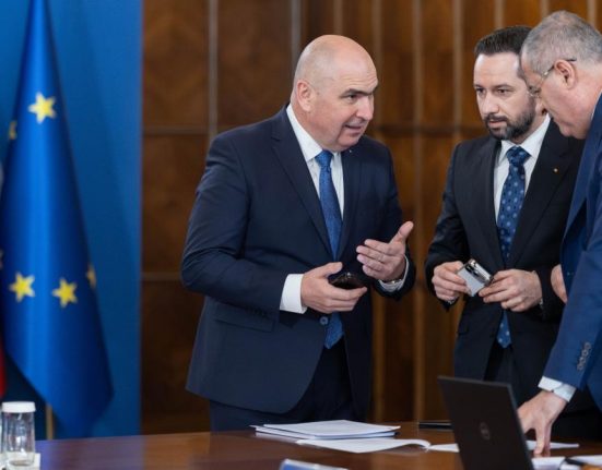 PSD anunta ca se opune taierilor fara exceptii si solicita din nou adoptarea impozitului