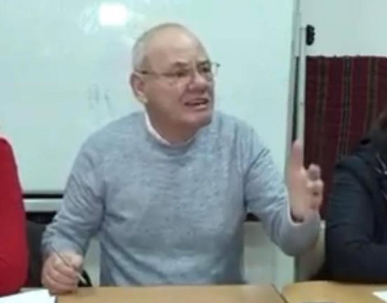 Primarul care a afirmat ca cine nu munceste nu merita sa traiasca se apara cine nu