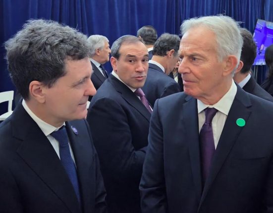 Primele fotografii cu Nicusor Dan la deschiderea Consiliului Pacii din Washington