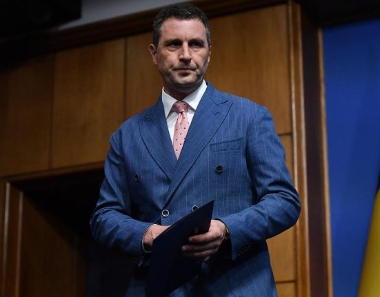 Tanczos Barna Bolojan are toate sansele sa devina premier in cadrul rotativei de anul viitor Ce spune