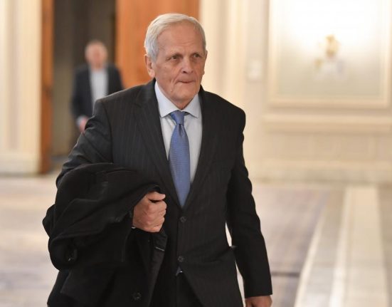 Theodor Stolojan afirma ca destramarea Coalitiei ar fi o inconstienta totala Pe fond Coalitia