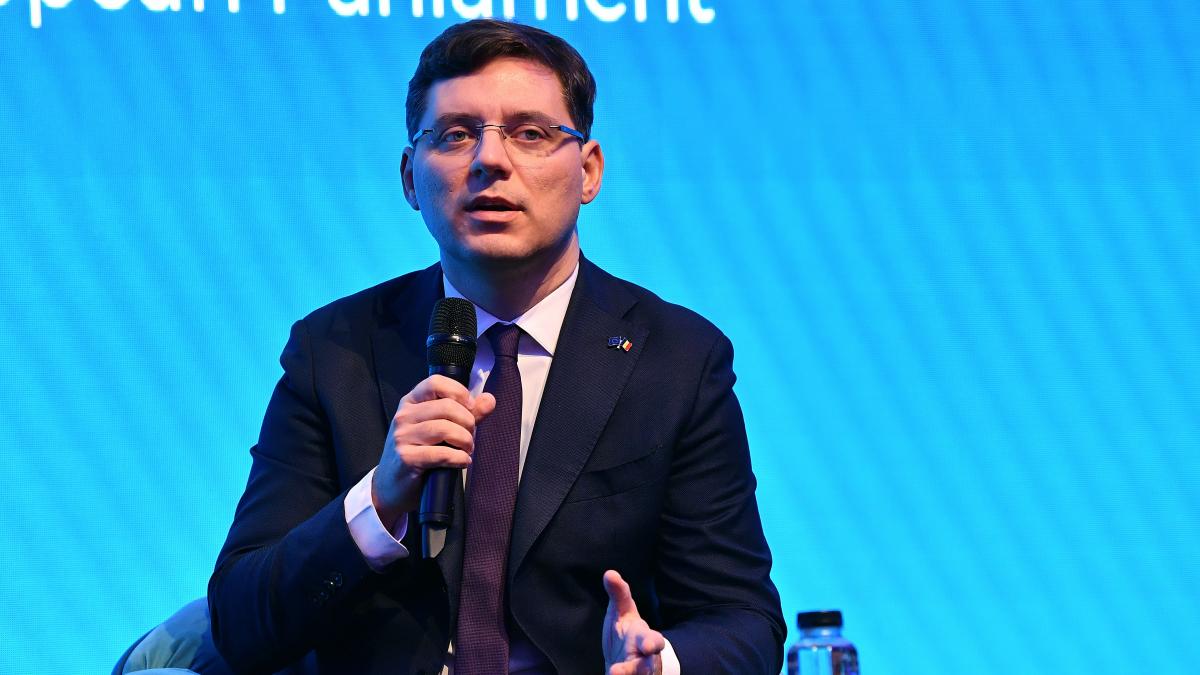 Victor Negrescu: România ar trebui să acorde o atenție deosebită potențialelor noi propuneri referitoare la... 1 Victor Negrescu Romania ar trebui sa acorde o atentie deosebita potentialelor noi propuneri referitoare la