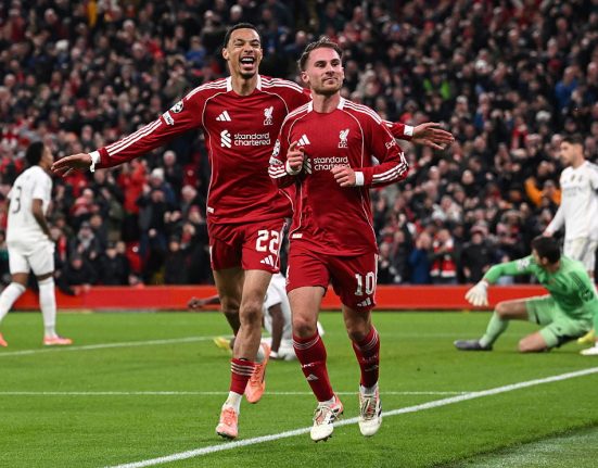 Anfield a explodat dupa pauza Liverpool a invins categoric Galatasaray si se pregateste sa infrunte PSG