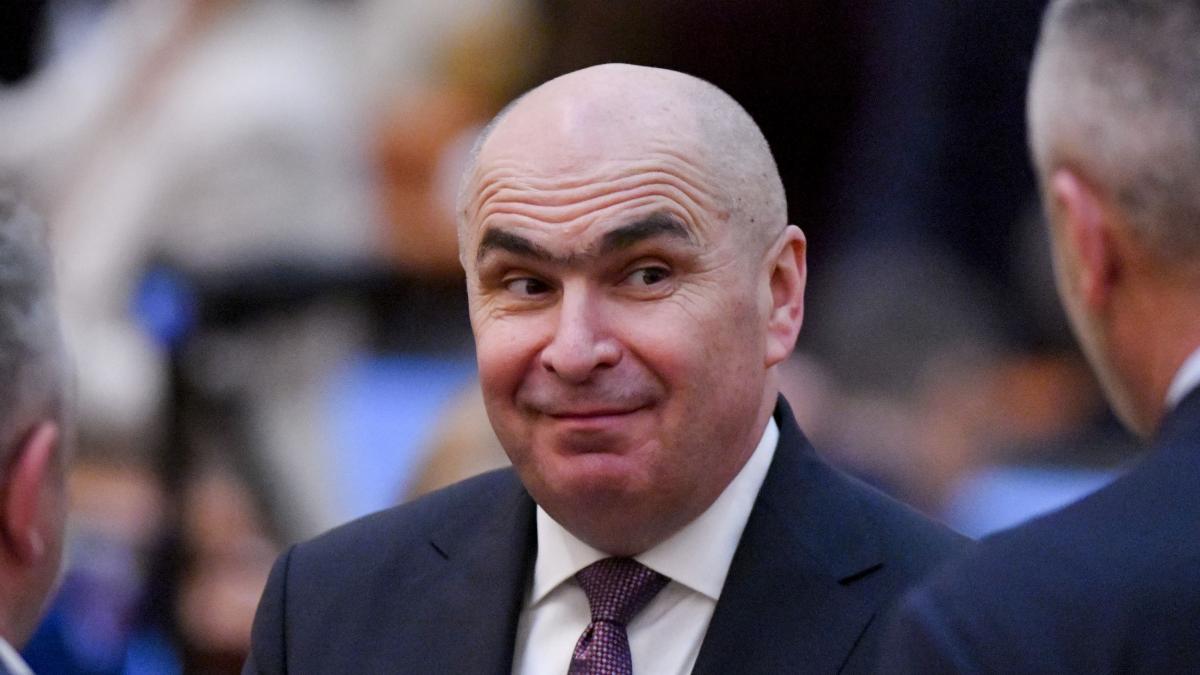 Bolojan le promite antreprenorilor ca impozitele nu vor mai creste Vom cauta sa ramanem