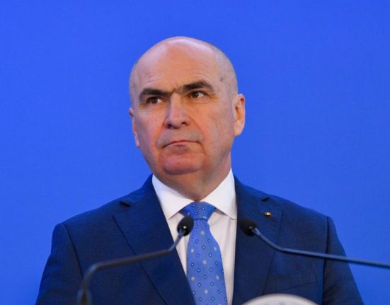 Bolojan mesaj pentru romanii afectati de razboi Personalul diplomatic si consular mobilizat pentru