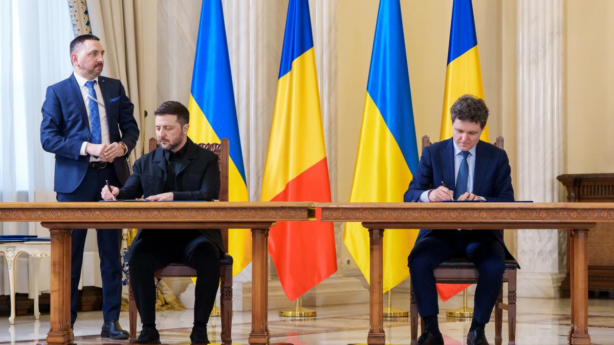 Ce include parteneriatul strategic Romania Ucraina Documentele semnate de Nicusor Dan si Volodimir