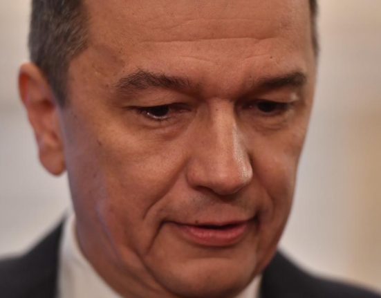 Ce spune Sorin Grindeanu despre grupul WhatsApp al PSD Jos Guvernul E un grup mare al