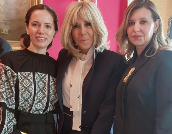Cine este designerul de moda care a imbracat o pe Mirabela Grdinaru la summitul Melaniei Trump