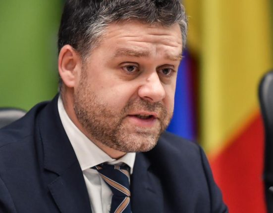Ciucu afirma ca telefonul ii suna in draci din cauza eliminarii parcarii ilegale de pe trotuar