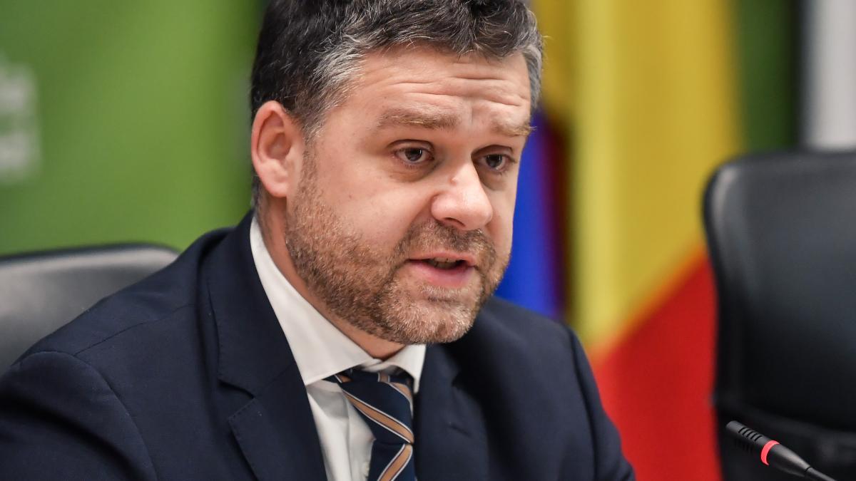Ciucu afirma ca telefonul ii suna in draci din cauza eliminarii parcarii ilegale de pe trotuar