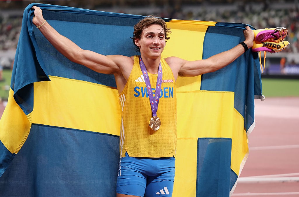 Duplantis a scris din nou istorie Suedezul a stabilit al 15 lea sau record mondial