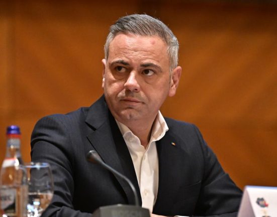 Florin Barbu soliciata o sedinta de urgenta pentru plafonarea preturilor la alimentele de baza Moare cineva daca