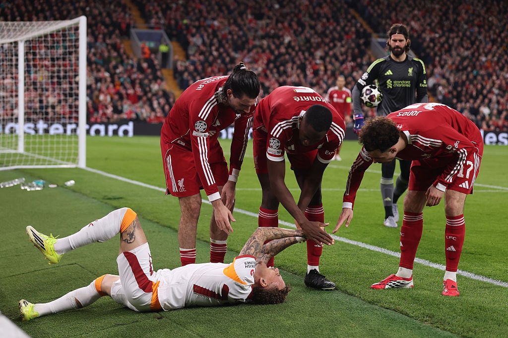Incident grav pe Anfield Acidentarea lui Noa Lang da startul unei anchete UEFA