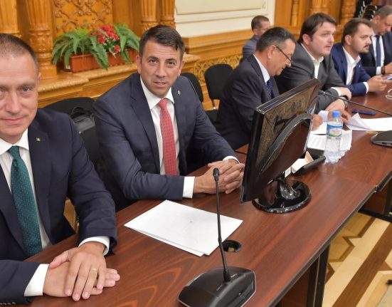 Mihai Fifor Nu inteleg ce nu este clair pentru Ilie Bolojan Fara masurile de solidaritate propuse