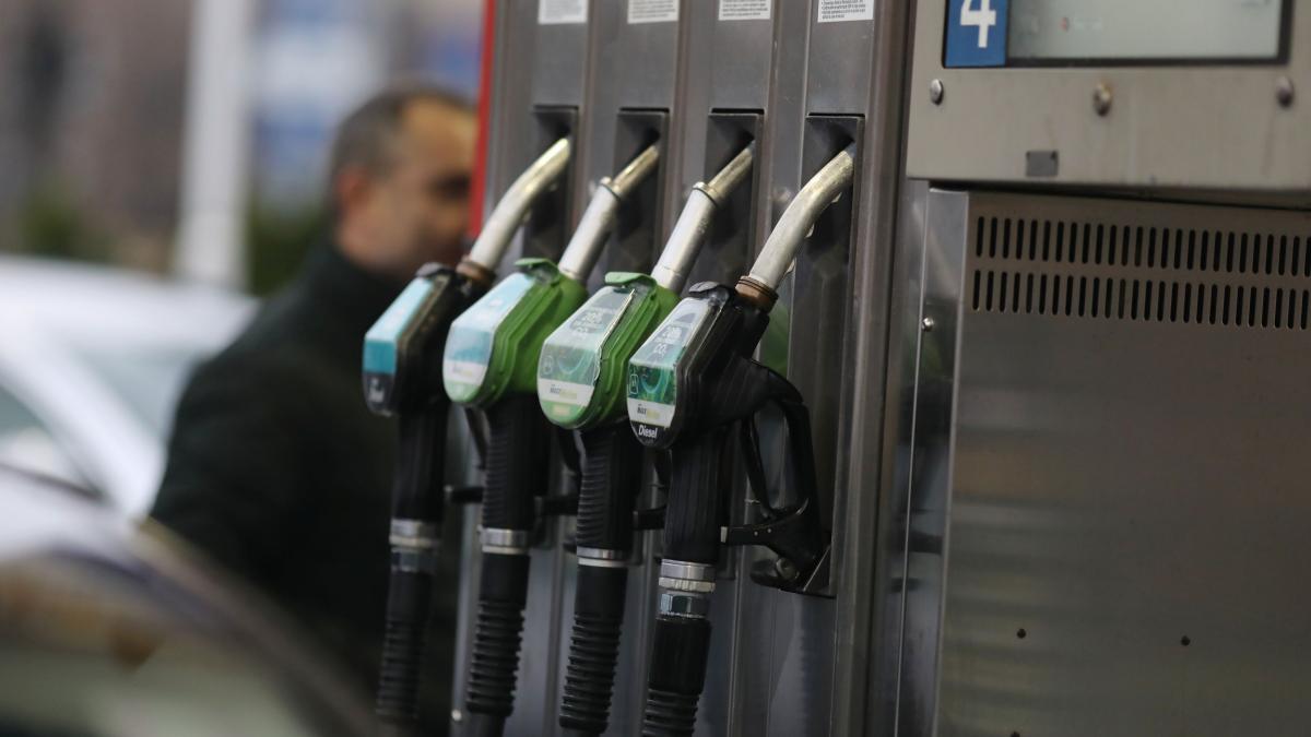 Nazare doreste sa mentina compensatiile pentru motorina destinate transportatorilor Bugetul depaseste 650 de