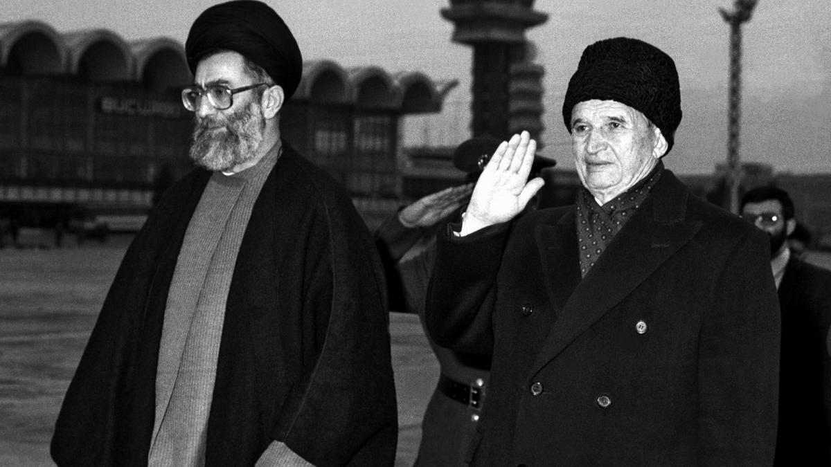 Secretele ultimei vizite a lui Nicolae Ceausescu in Iran S a afirmat ca a adus cu el gramezi de