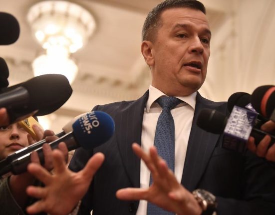 Sorin Grindeanu la Conferinta Judeteana a Ligii Alesilor Locali Dambovita Va propun sa realim