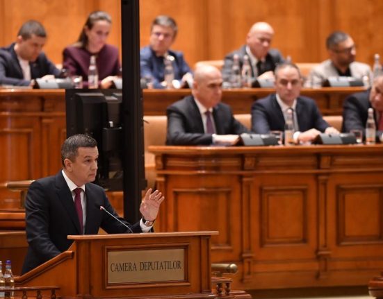 Surse PSD ii solicita lui Bolojan masuri suplimentare pentru pretul benzinei si motorinei Care sunt
