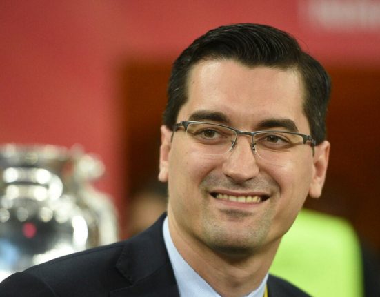 TAS ia o decizie inaintea votului final Burleanu poate candida pentru al patrulea mandat la FRF
