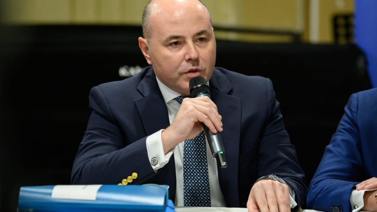 Un lider PNL il critica pe Grindeanu Declaratiile referitoare la retragerea ministerilor sunt un act de