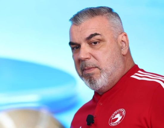 gest umanitar in emirate cosmin olaroiu explica de ce a sprijinit copiii romani blocati in dubai