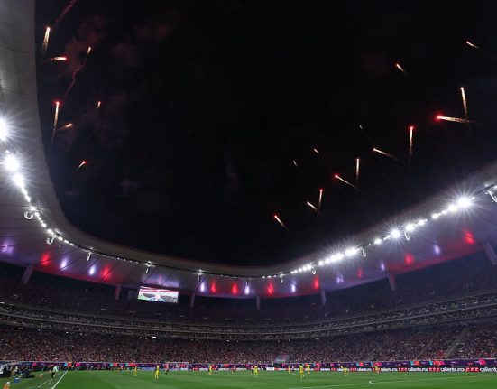 groapa comuna lang stadionul mondialului 500 de saci cu ramasite gasiti in guadalajara